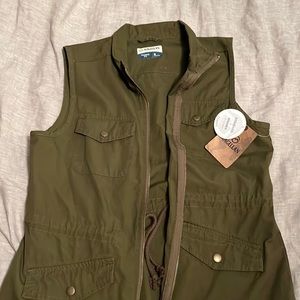 Magellan zip vest